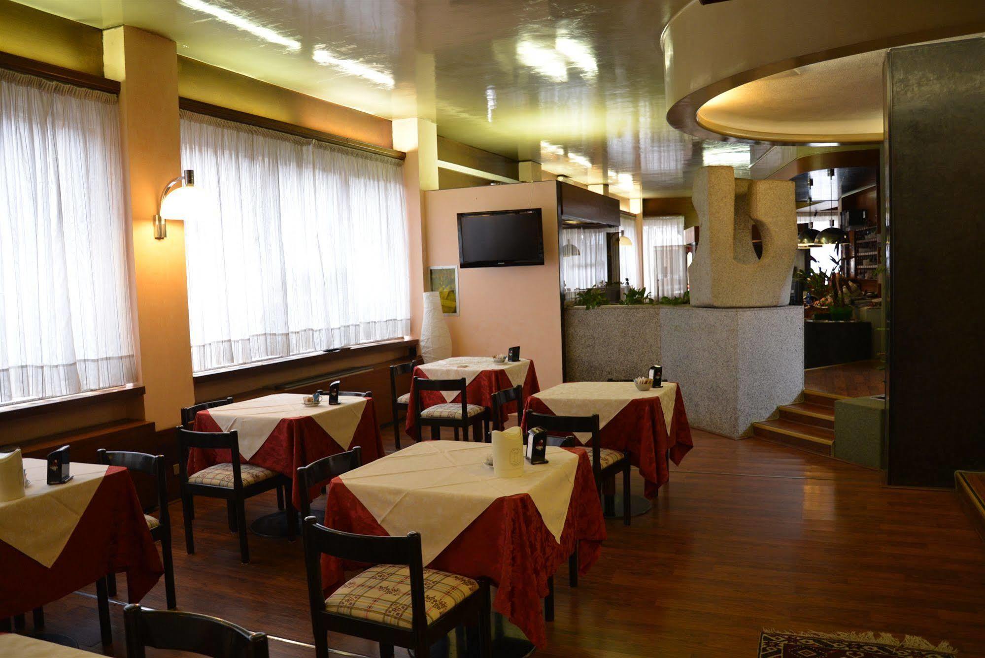 Hotel Salieri Legnago Exterior foto